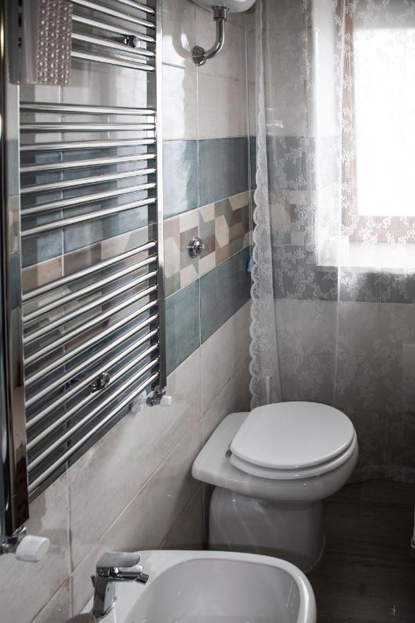 L' Albero Di Giada Bed and Breakfast Caserta Exteriör bild