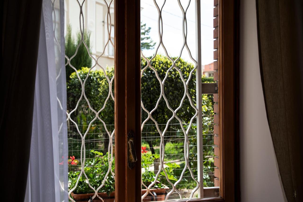 L' Albero Di Giada Bed and Breakfast Caserta Exteriör bild
