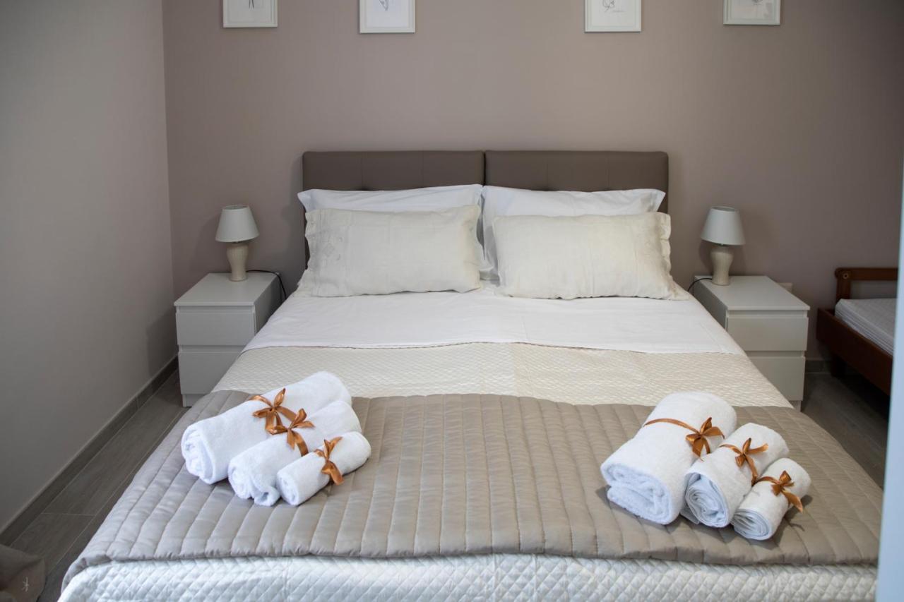 L' Albero Di Giada Bed and Breakfast Caserta Exteriör bild