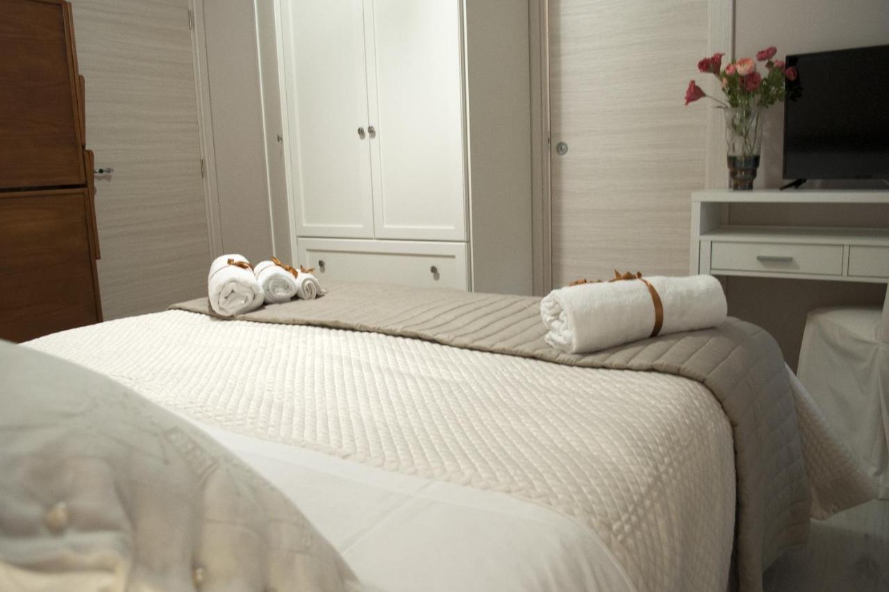 L' Albero Di Giada Bed and Breakfast Caserta Exteriör bild