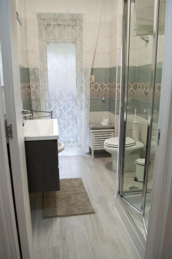 L' Albero Di Giada Bed and Breakfast Caserta Exteriör bild